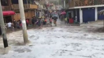 Los efectos del tsunami en Indonesia llegan hasta Perú