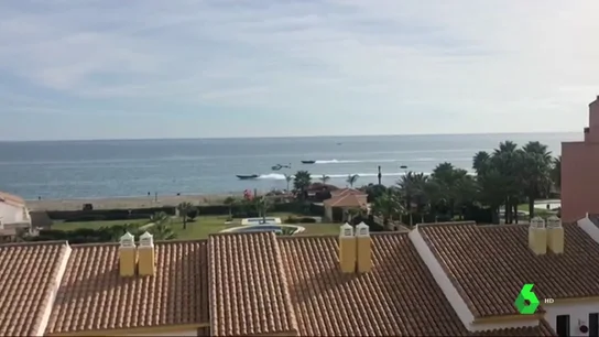 Interceptan una narcolancha en la playa malagueña de Manilva Interceptan una narcolancha en la playa malagueña de Manilva