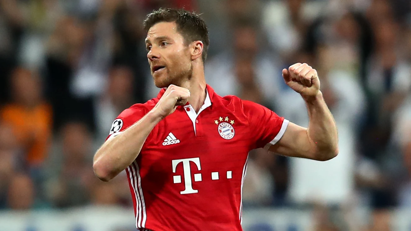 Xabi Alonso, durante un partido con el Bayern