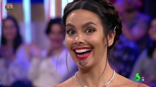 El reto del bigote llega a Zapeando: Cristina Pedroche y Miki Nadal compiten para ser el más bigotudo El reto del bigote llega a Zapeando: Cristina Pedroche y Miki Nadal compiten para ser el más bigotudo