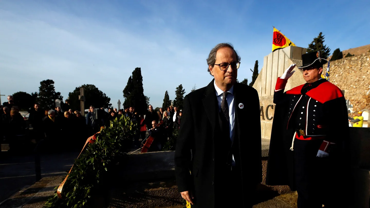 El presidente de la Generalitat, Quim Torra, en la tradicional ofrenda floral a la tumba de Francesc Macià El presidente de la Generalitat, Quim Torra, en la tradicional ofrenda floral a la tumba de Francesc Macià