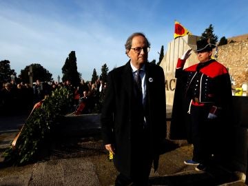 El presidente de la Generalitat, Quim Torra, en la tradicional ofrenda floral a la tumba de Francesc Macià El presidente de la Generalitat, Quim Torra, en la tradicional ofrenda floral a la tumba de Francesc Macià