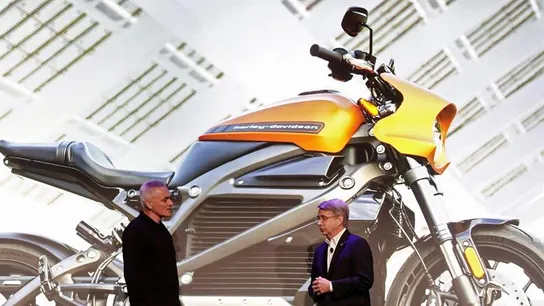 Uno de los dirigentes de Harley-Davison durante su intervención en Las Vegas Uno de los dirigentes de Harley-Davison durante su intervención en Las Vegas