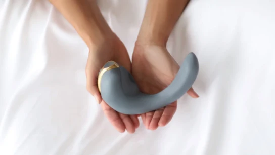 El consolador robótico de Lora DiCarlo El consolador robótico de Lora DiCarlo