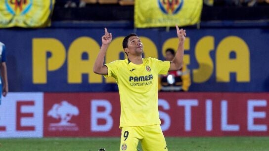 Carlos Bacca celebra su gol ante el Espanyol
