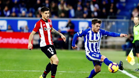 Ibai Gómez, con la camiseta del Alavés, en un partido contra el Athletic Ibai Gómez, con la camiseta del Alavés, en un partido contra el Athletic