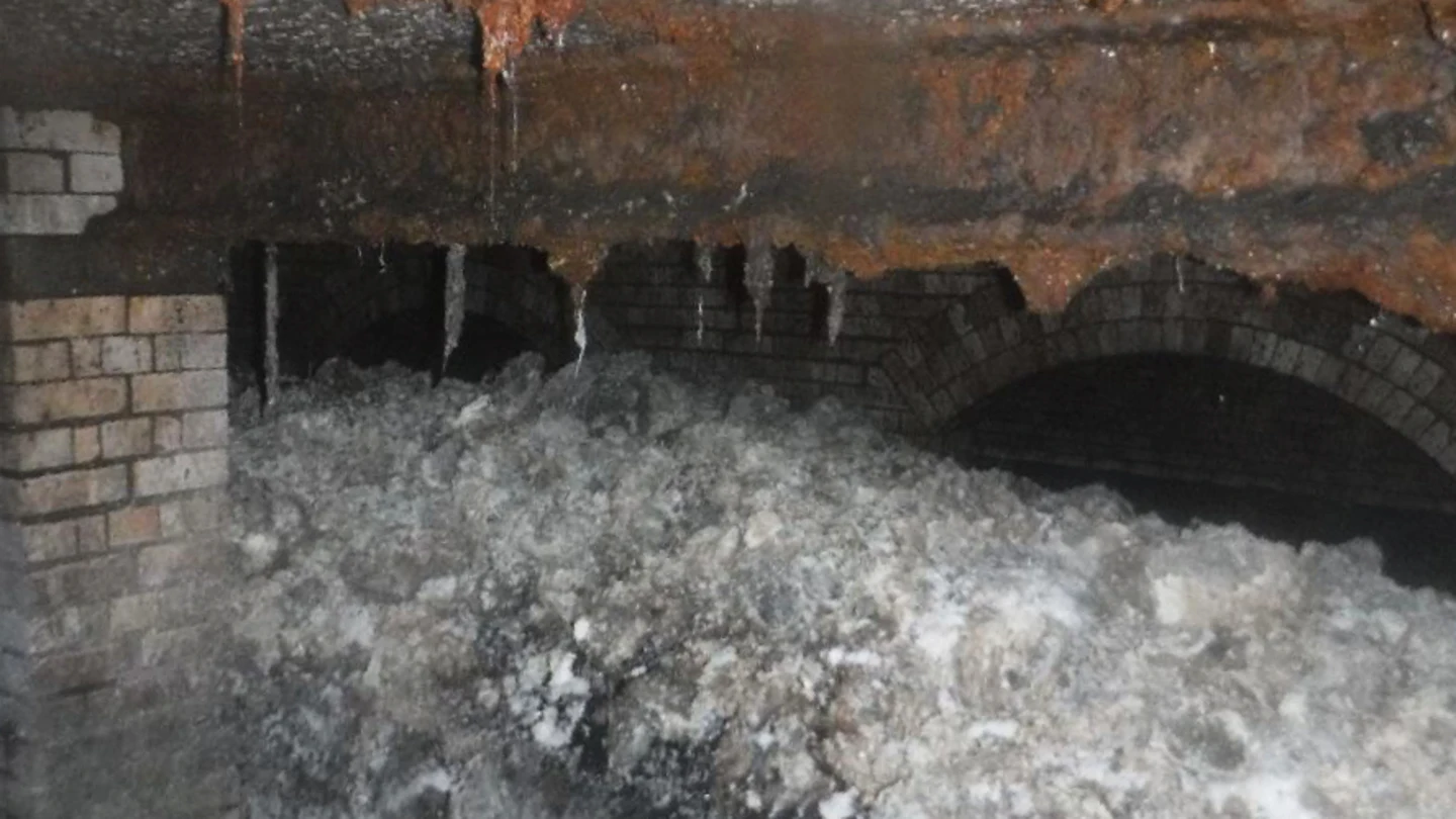 'Fatberg' encontrado en las alcantarillas de Sidmouth 'Fatberg'