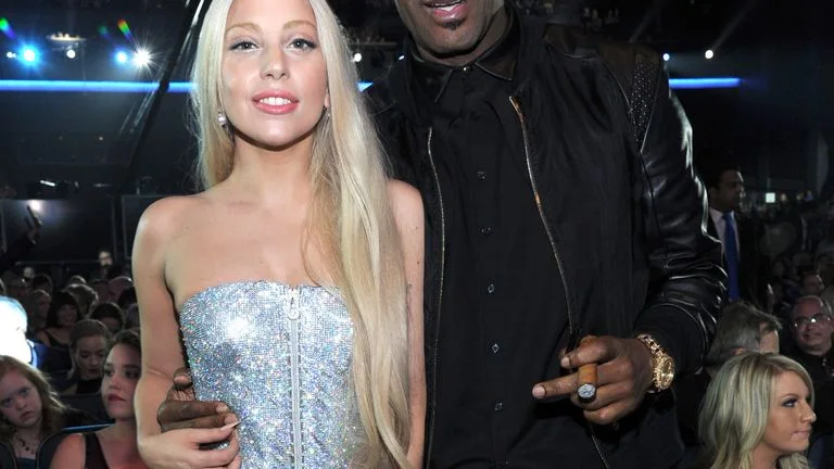 La cantante Lady Gaga y el rapero R. Kelly