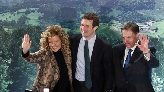 Pablo Casado en Oviedo junto a la candidata popular a la Presidencia del Principado, Teresa Mallada. Pablo Casado en Oviedo junto a la candidata popular a la Presidencia del Principado, Teresa Mallada.