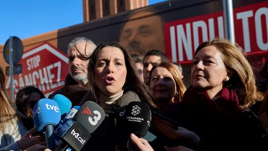 Inés Arrimadas ante los medios de comunicación Inés Arrimadas ante los medios de comunicación