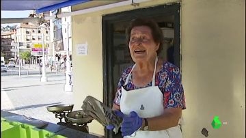 Isabel Castillo, la última sardinera de Santurtzi que sigue vendiendo pescado con sus 81 años