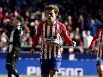 Griezmann celebra un gol con el Atlético Griezmann celebra un gol con el Atlético