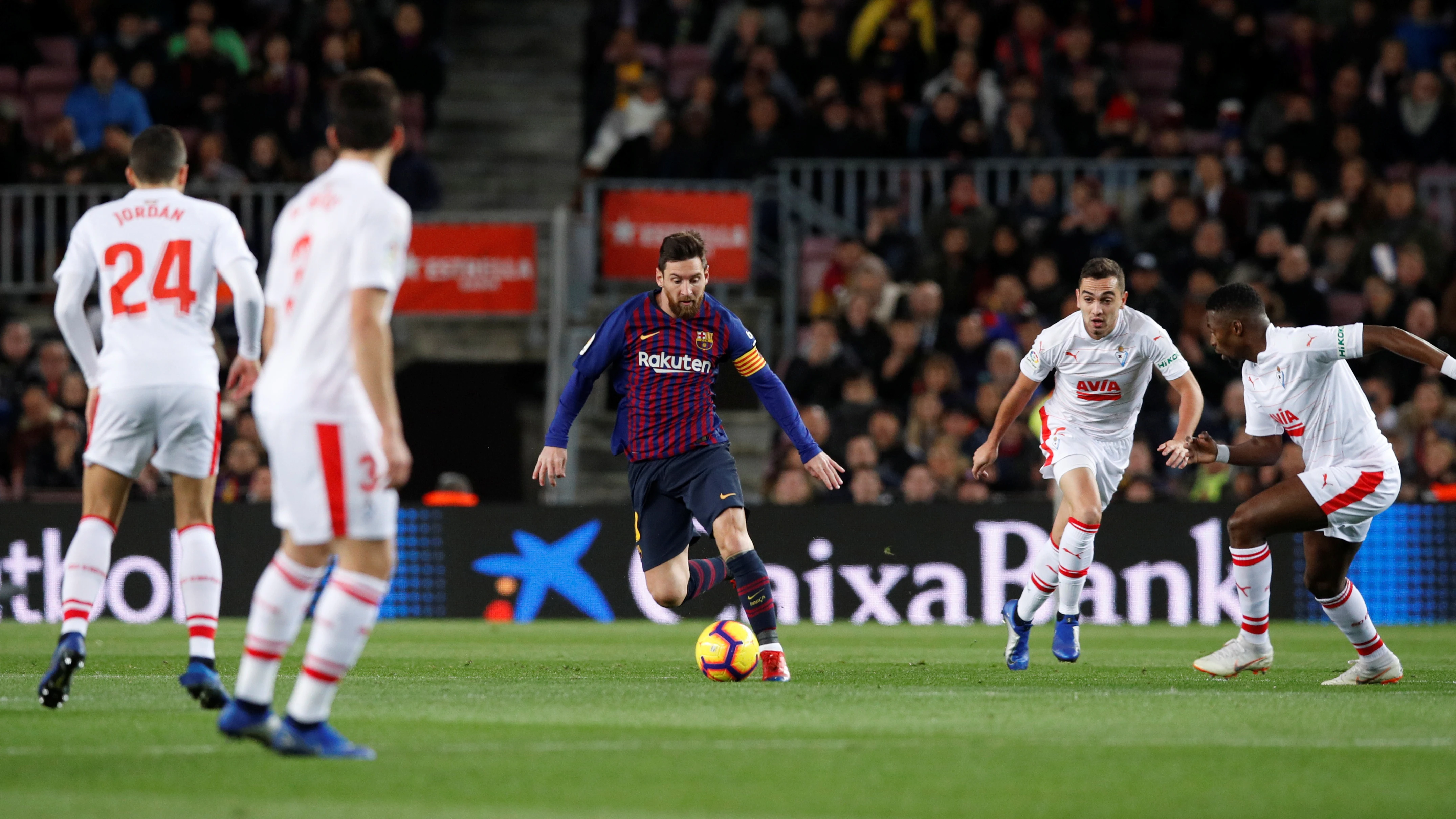 Messi, en acción contra el Eibar