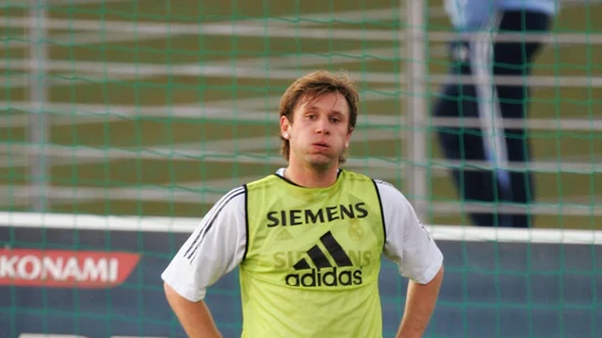 Cassano, durante un entrenamiento con el Real Madrid Cassano, durante un entrenamiento con el Real Madrid