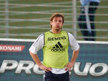 Cassano, durante un entrenamiento con el Real Madrid Cassano, durante un entrenamiento con el Real Madrid