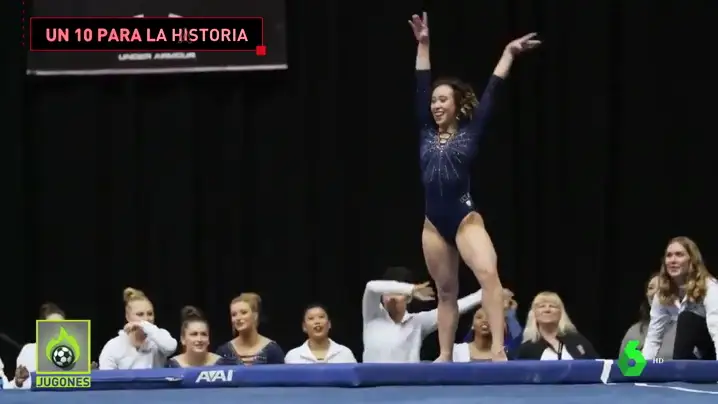 El espectacular ejercicio de la gimnasta Katelyn Ohashi: "Un diez no es suficiente para esta rutina de suelo"