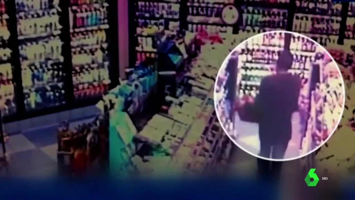 Se atrinchera y trata de incendiar una gasolinera de California como protesta por la política prepago Se atrinchera y trata de incendiar una gasolinera de California como protesta por la política prepago