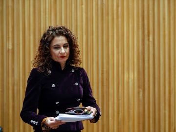 La ministra de Hacienda, María Jesús Montero, presentando el proyecto de los PGE La ministra de Hacienda, María Jesús Montero, presentando el proyecto de los PGE