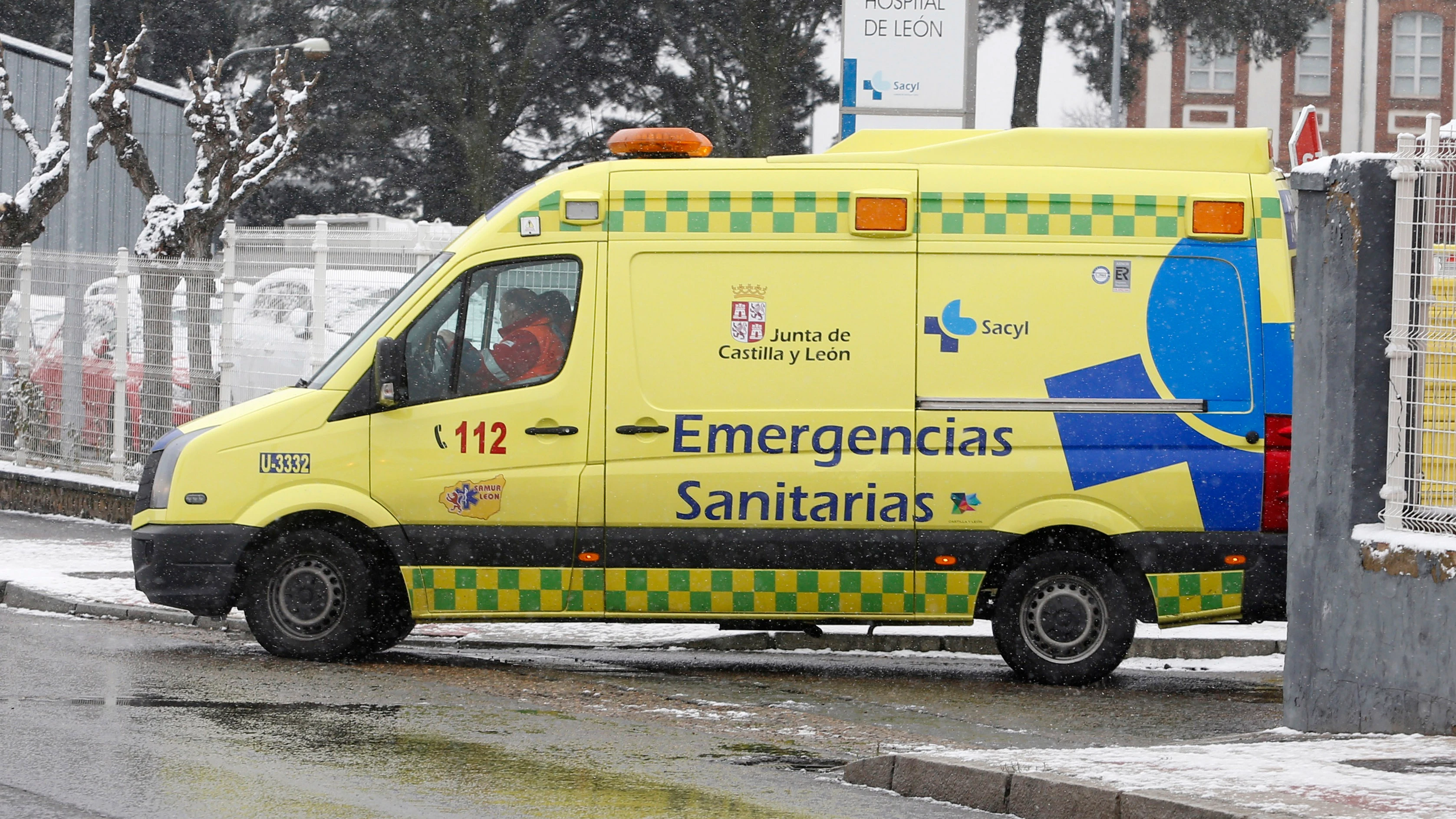 Trabajadores se quejan del lamentable estado de las ambulancias