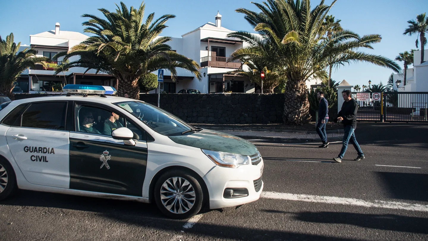 Un coche de la Guardia Civil en una imagen de archivo Un coche de la Guardia Civil en una imagen de archivo