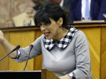 Teresa Rodríguez, en el Parlamento andaluz Teresa Rodríguez, en el Parlamento andaluz