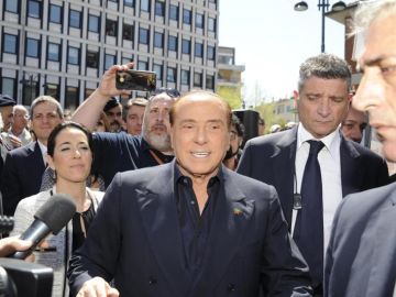 Silvio Berlusconi en un acto Silvio Berlusconi en un acto