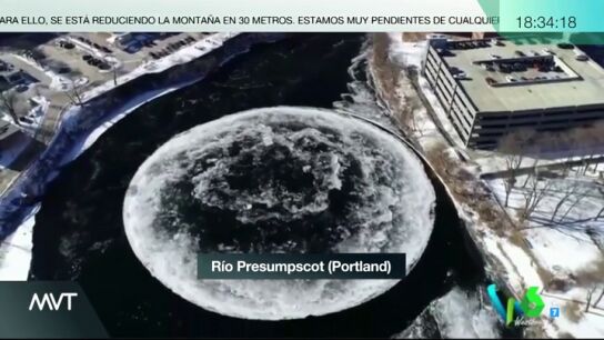 C&iacute;rculo de hielo en un r&iacute;o de Portland