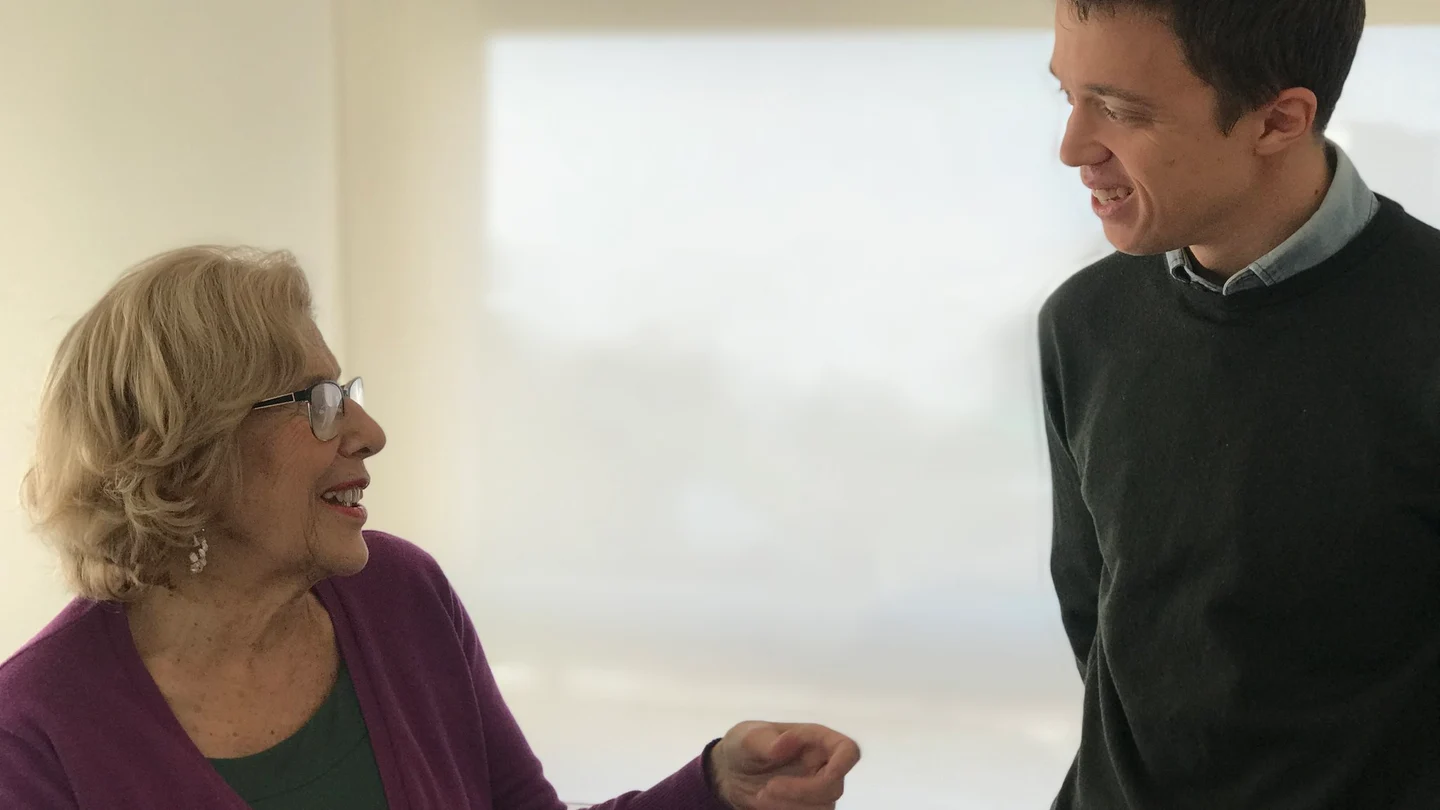 Manuela Carmena, alcaldesa de Madrid, junto a Iñigo Errejón, diputado de Podemos. Manuela Carmena, alcaldesa de Madrid, junto a Iñigo Errejón, diputado de Podemos.