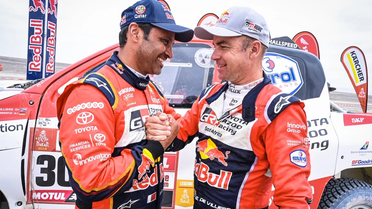 Al-Attiyah celebra su tercer Dakar