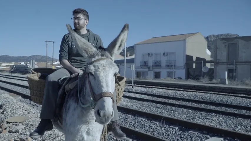 Cabeza del Buey: visita al pueblo extremeño que echó una carrera al tren a lomos de un burro (y ganó el burro)