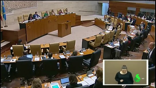 EL PSOE apoya en Extremadura una moción a favor de la aplicación del 155 en Cataluña EL PSOE apoya en Extremadura una moción a favor de la aplicación del 155 en Cataluña