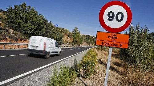 Se reduce a 90 km/h la velocidad máxima en las vías convencionales