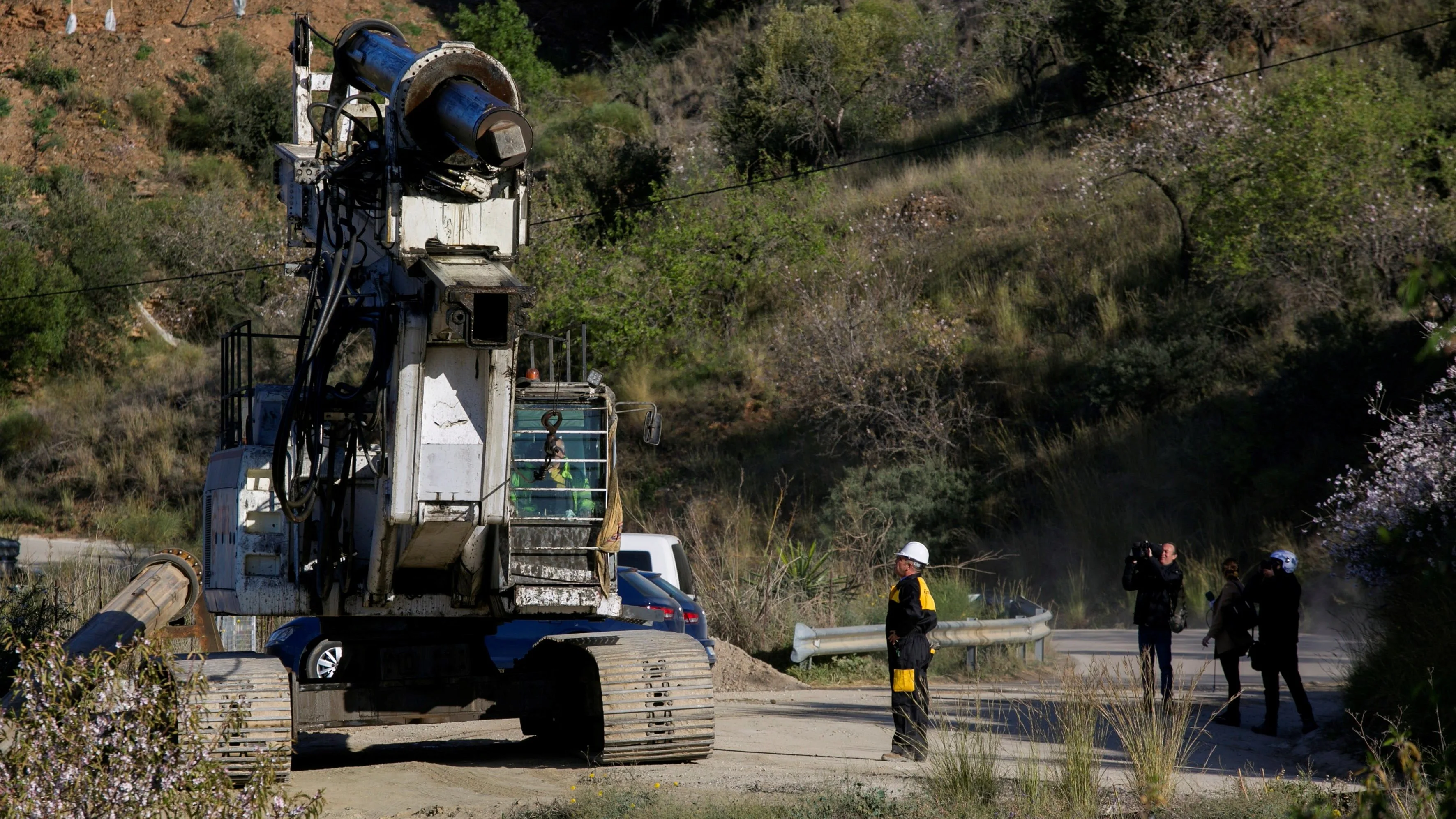 Uno de los camiones pluma que trabajaron en las labores de rescate de Julen