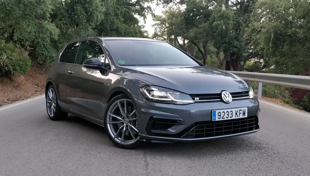 Volkswagen Golf R