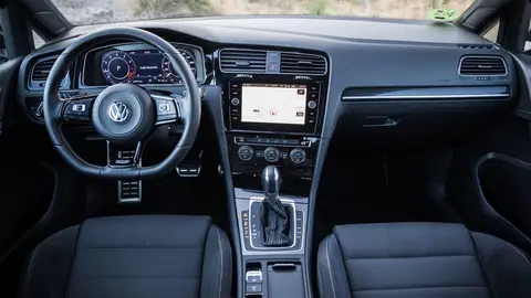 Volkswagen Golf R Volkswagen Golf R