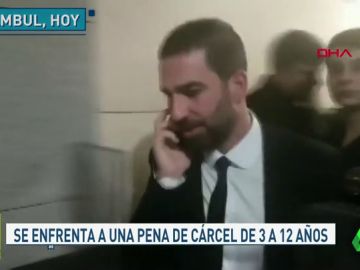 Comienza el juicio contra Arda Turan por la agresión a un cantante en una discoteca Comienza el juicio contra Arda Turan por la agresión a un cantante en una discoteca