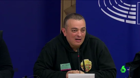 Los taxistas anuncian en el Parlamento Europeo una demanda contra Uber, Cabify y el Estado Los taxistas anuncian en el Parlamento Europeo una demanda contra Uber, Cabify y el Estado