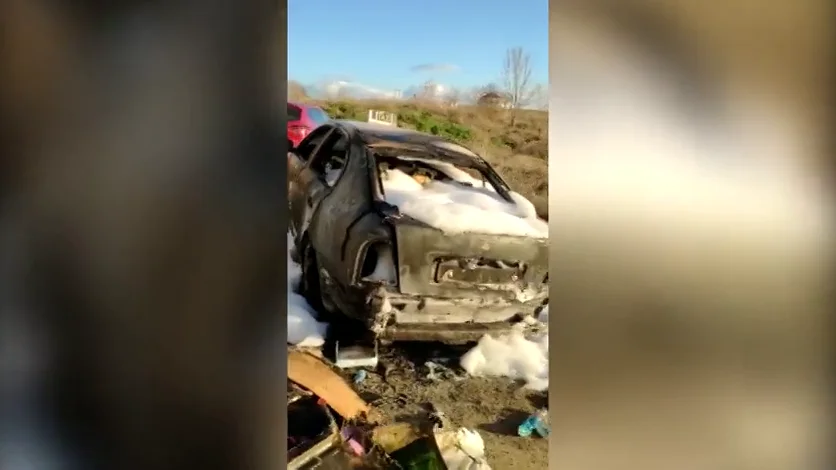 Aparece un taxi calcinado en el distrito madrileño de Fuencarral-El Pardo durante la huelga