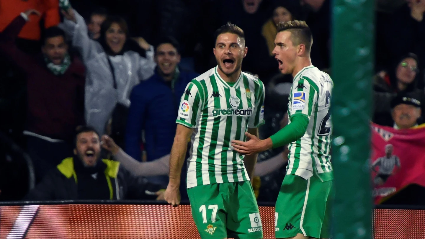 Lo Celso celebra su gol contra el Espanyol con Joaquín Lo Celso celebra su gol contra el Espanyol con Joaquín