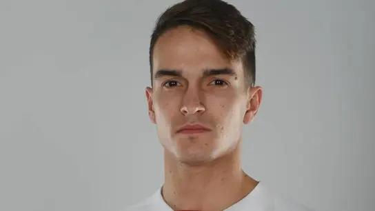Denis Suárez, con la camiseta del Arsenal Denis Suárez, con la camiseta del Arsenal