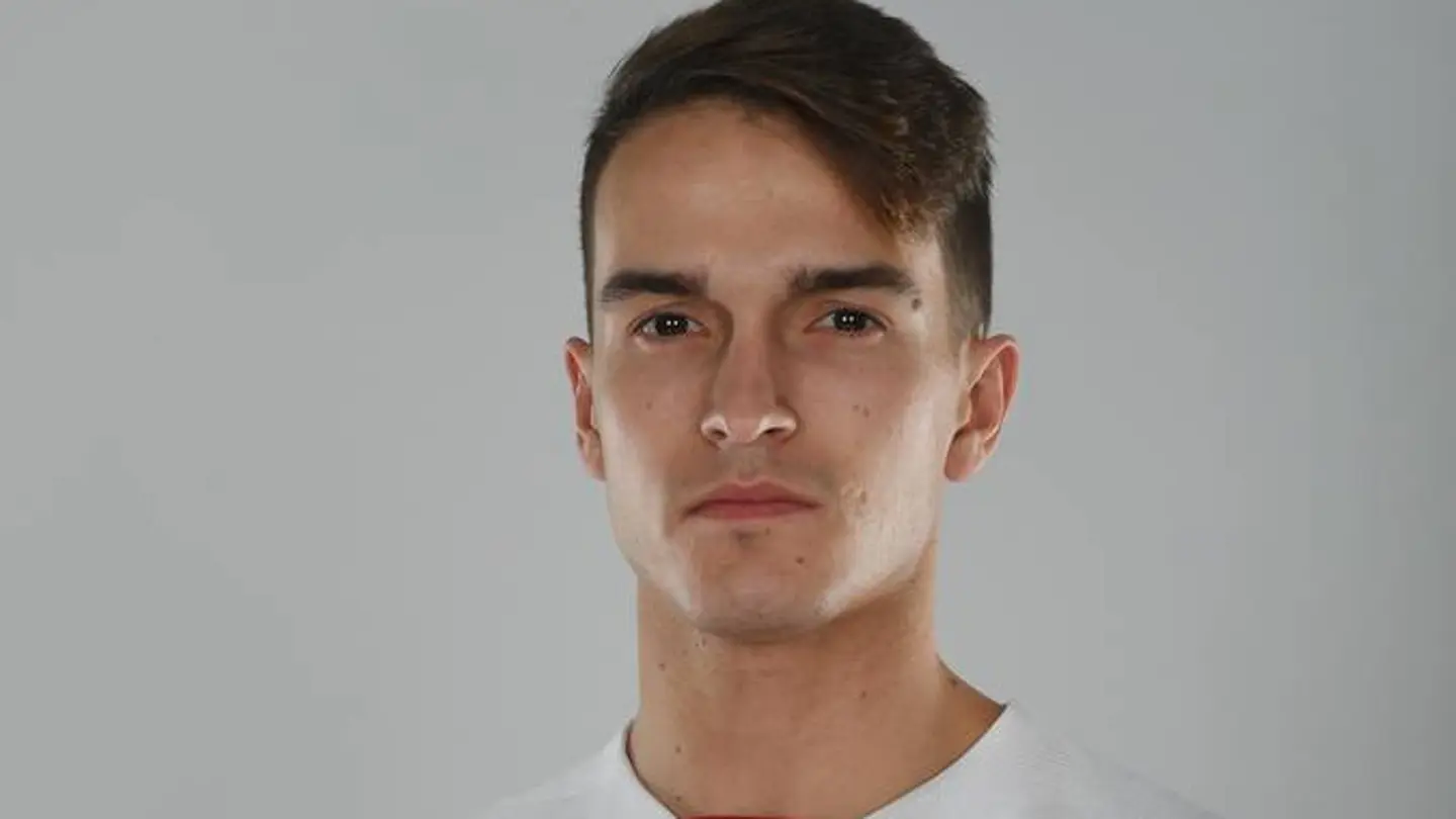 Denis Suárez, con la camiseta del Arsenal Denis Suárez, con la camiseta del Arsenal