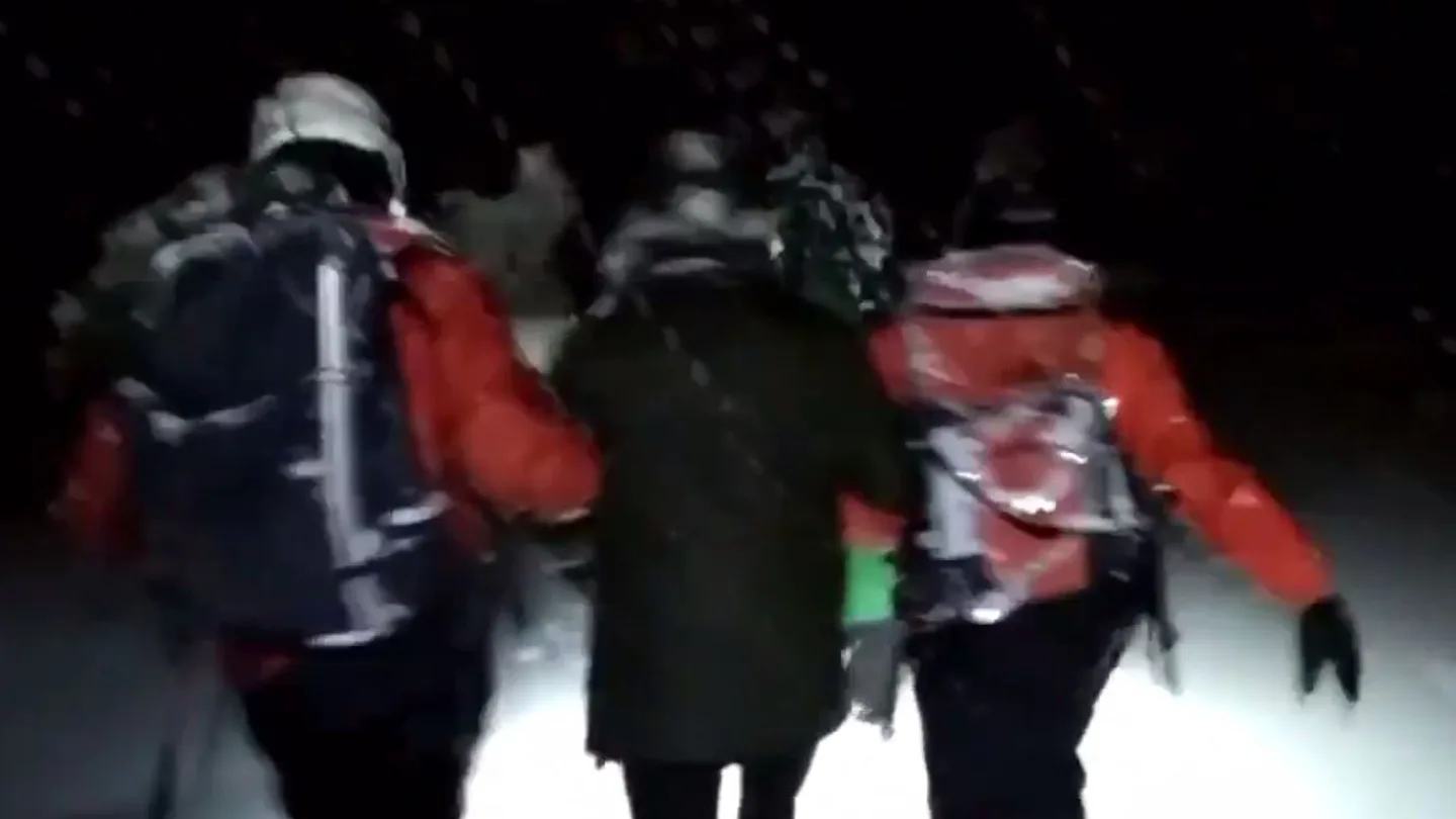 Rescatan a un joven con hipotermia en Siete Picos Rescatan a un joven con hipotermia en Siete Picos