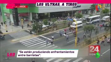 Ultras del Alianza de Lima se enfrentan contra delicuentes disfrazados de barristas del Universidad
