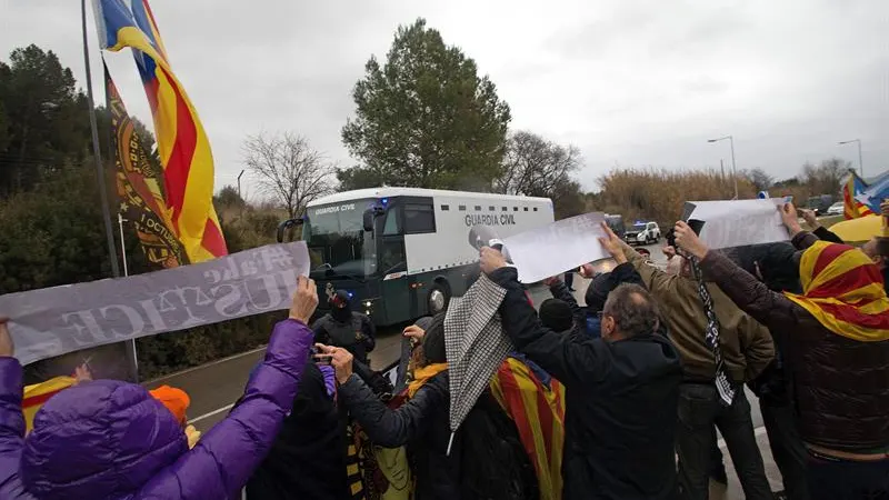 Imagen de archivo de la concentración a las puertas de Brians 2 con la llegada de los presos independentistas en febrero