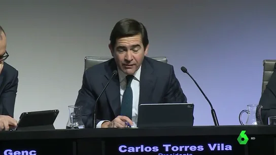 Carlos Torres defiende la inocencia del anterior presidente del BBVA: "Yo creo en Francisco González" Carlos Torres defiende la inocencia del anterior presidente del BBVA: "Yo creo en Francisco González"