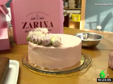 Así se fabrican los pasteles que endulzan la vida de los famosos: Sara Carbonero, Eugenia Silva o Paula Echevarría consumen estas tartas Así se fabrican los pasteles que endulzan la vida de los famosos: Sara Carbonero, Eugenia Silva o Paula Echevarría consumen estas tartas