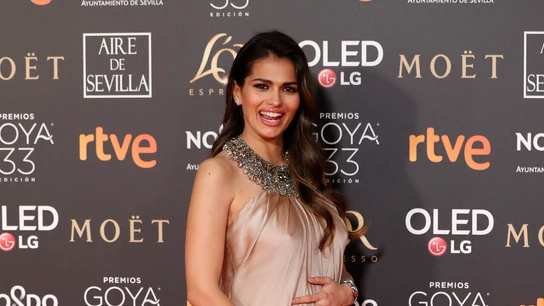 Sara Sálamo con un vestido de Pronovias Alfombra roja Premios Goya 2019