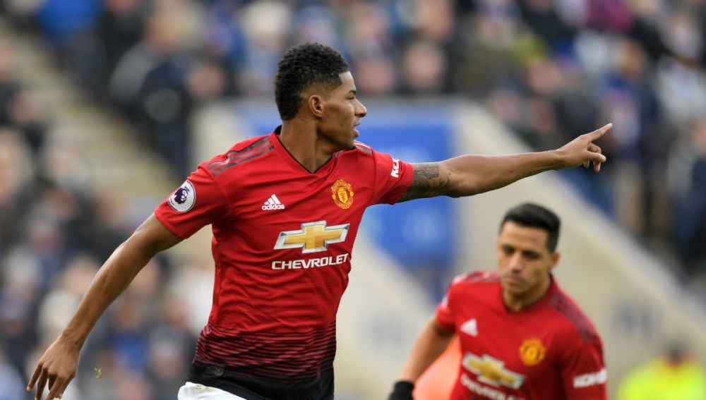 Rashford celebra un gol