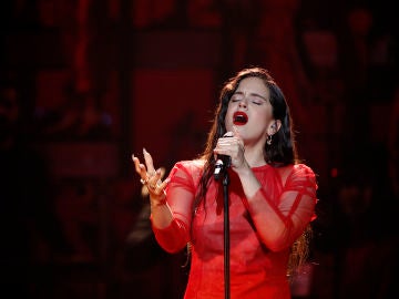 Rosalía en su actuación musical en los Goya 2019 Rosalía en su actuación musical en los Goya 2019