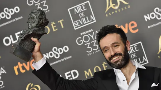 El director Rodrigo Sorogoyen posa con el Goya a Mejor dirección El director Rodrigo Sorogoyen posa con el Goya a Mejor dirección
